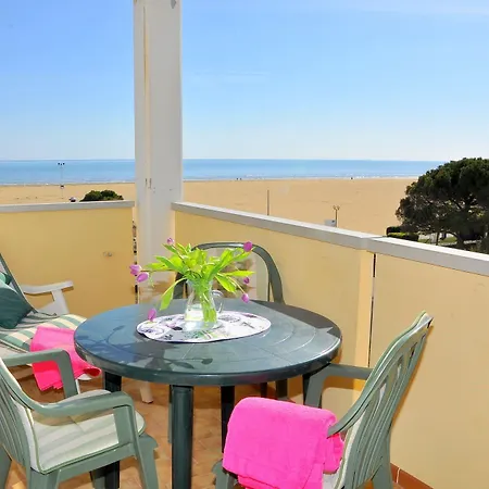 Enjoy A Charming Lateral Sea View * Bibione
