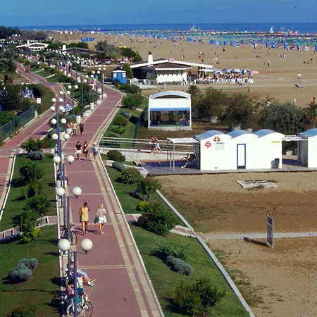 Appartamento Enjoy A Charming Lateral Sea View
