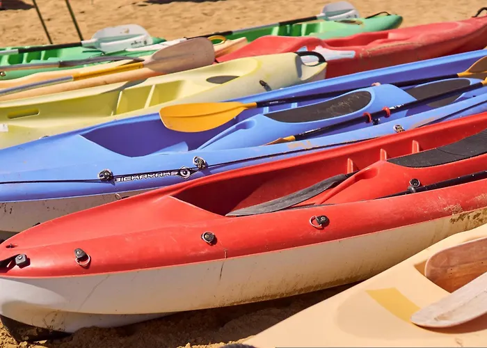 Enjoy A Charming Sea View